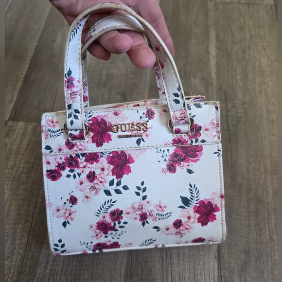 GUESS Roses Mini Satchel Crossbody Bag Gold Chain Floral Shabby Chic Coquette - Picture 1 of 14
